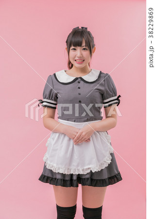 清楚系メイドコスプレ 立ち姿 38229869