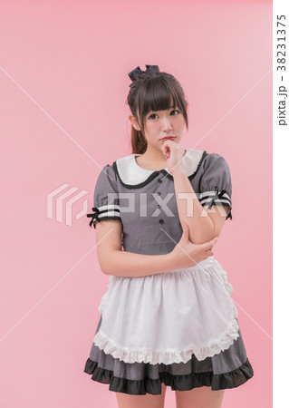 清楚系メイドコスプレ 考え中 38231375