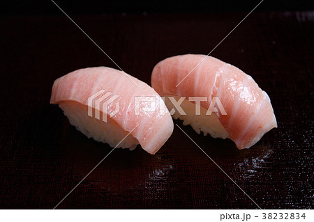 大とろ握り寿司の写真素材 3324
