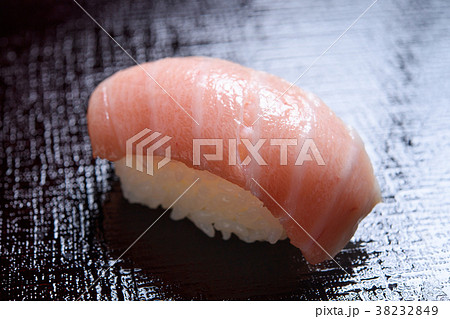 大とろ握り寿司 38232849