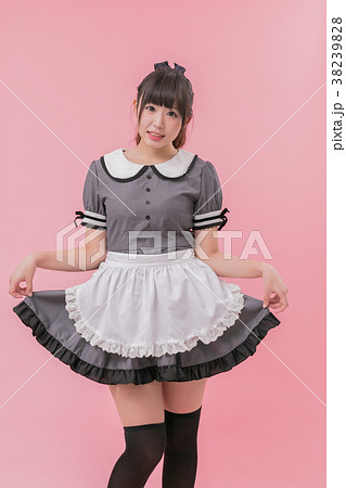 清楚系メイドコスプレ キメポーズ 38239828