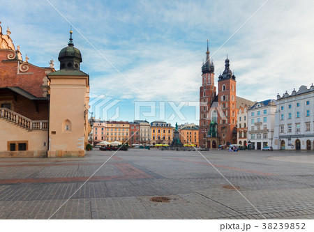 Market square in Krakow, Poland Market square in Krakow, Poland 38239852