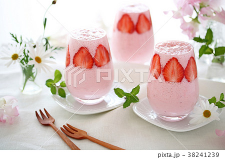 いちごスムージー 38241239