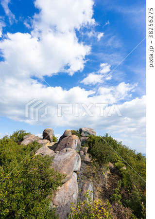 白石島の天然記念物！！鎧岩（岡山県笠岡市）　※作品コメント欄に撮影位置情報有り 38256275