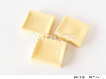 高野豆腐　凍み豆腐　乾物　凍り豆腐　ヘルシー食材 38256738
