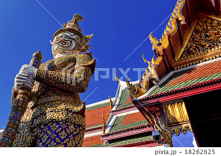 トッサカーン鬼像 ワット・プラケオ寺院（タイ バンコク） 38262625