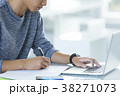 大学生　キャンパスイメージ 38271073
