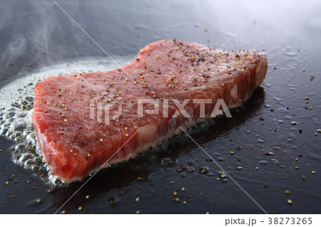 和牛モモステーキ 和牛モモステーキ 38273265