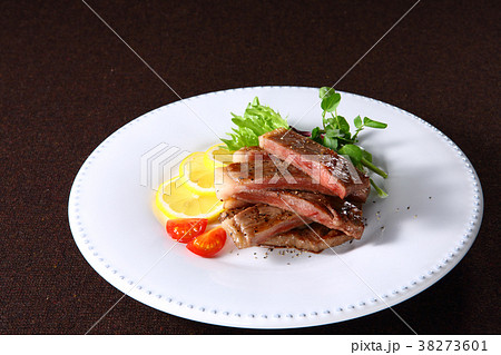 和牛ロースステーキ 38273601