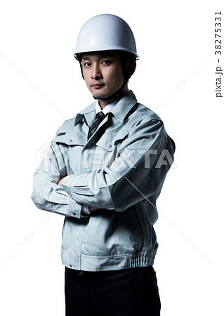 作業服の男性 作業服の男性 38275331