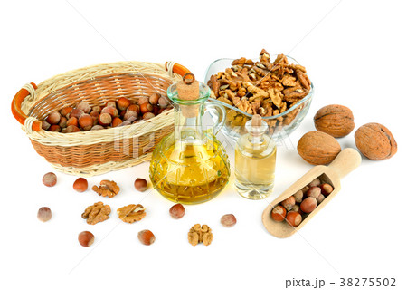 Oil of walnut and hazelnut, nut fruit isolated Oil of walnut and hazelnut, nut fruit isolated 38275502