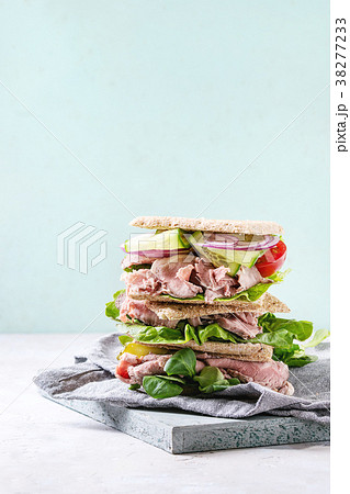 Big beef sandwich 38277233