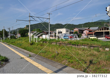 近江鉄道本線　鳥居本駅 38277312