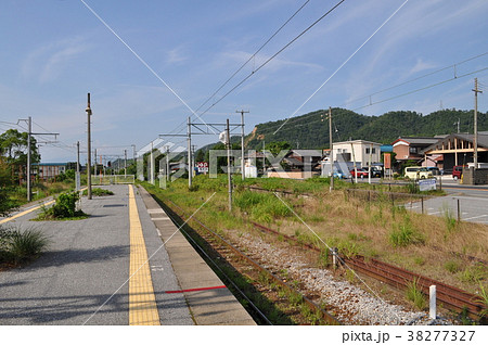 近江鉄道本線　鳥居本駅 38277327