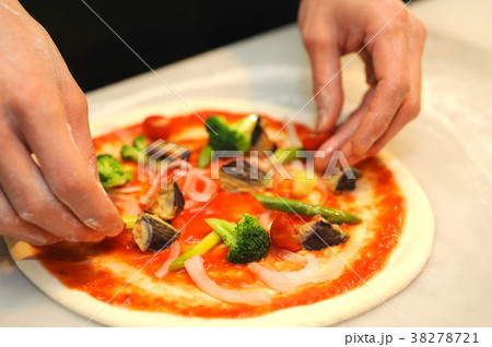 ピザを作る 38278721