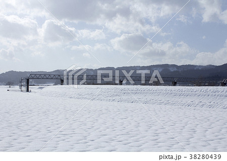 雪 38280439