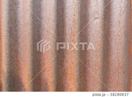 steel wall and zinc steel slide door rustの写真素材 [38280637] - PIXTA