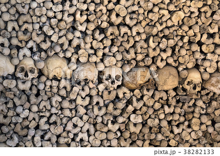 Capela dos Ossos - Evora - Portugal 38282133