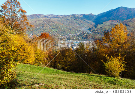 Autumn Carpathian mountain, Rakhiv, Ukraine Autumn Carpathian mountain, Rakhiv, Ukraine 38283253