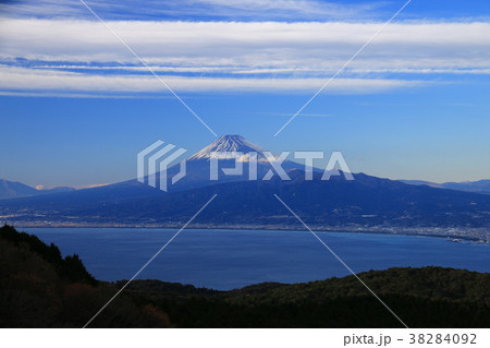 駿河湾越しの富士の絶景 38284092
