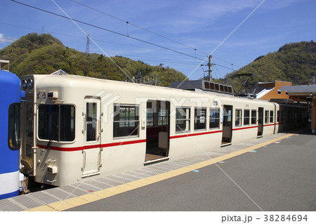 ［FJ］富士急行線1000形（京王線カラー車両／側面） 38284694