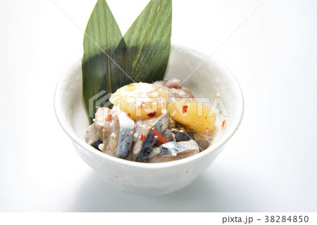 鰊で調理した切込み料理 38284850