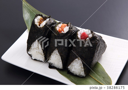 おにぎり おにぎり 38286175