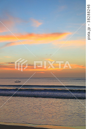 バリ島のサンセット 38288246