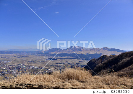 阿蘇　かぶと岩展望所からの眺め 38292556