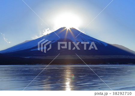 冬のダイヤモンド富士 38292710