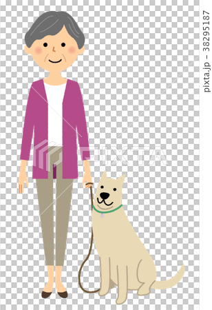 シニア女性 おばあちゃん 愛犬 シニア女性 おばあちゃん 愛犬 38295187