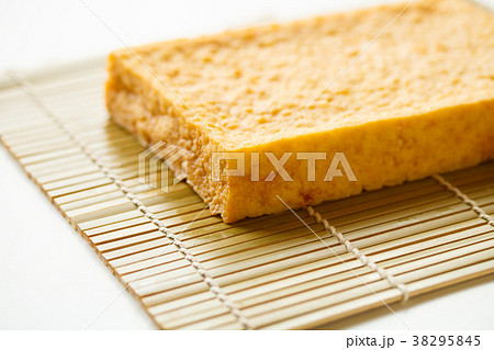 厚揚げ豆腐 厚揚げ豆腐 38295845