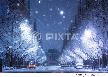 東京最強寒波の日の明治神宮外苑　2018年1月22日 38296926