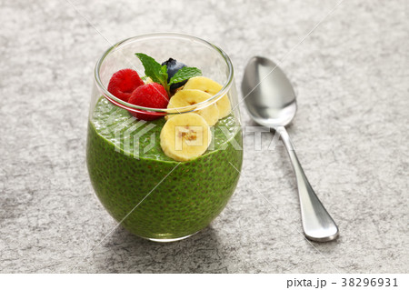 抹茶チアシードプリン 抹茶チアシードプリン 38296931