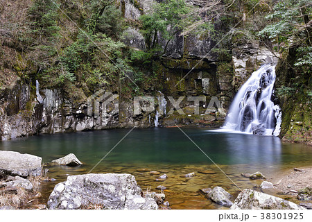 赤目四十八滝 千手滝(三重県名張市) 赤目四十八滝 千手滝(三重県名張市) 38301925