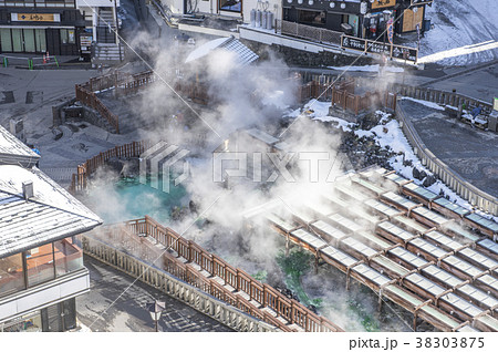 【群馬県】草津温泉 湯畑 【群馬県】草津温泉 湯畑 38303875