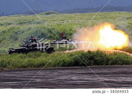 74式戦車 射撃 74式戦車 射撃 38304935