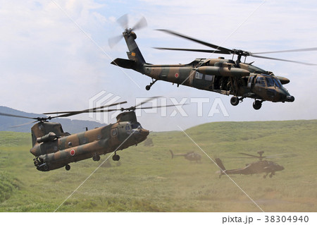 富士総合火力演習　UH-60JA　 38304940