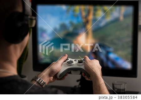 Gaming game play video on tv or monitor. Gaming game play video on tv or monitor. 38305584