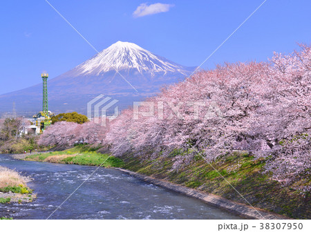 龍厳淵からの風景-223262 38307950