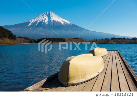 富士山　田貫湖　ボート乗り場　冬 38313821