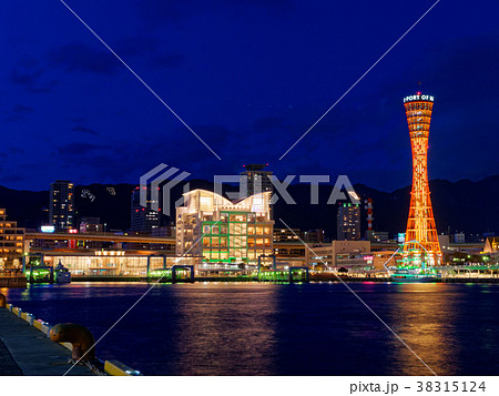 ハーバーランドから見る中突堤の夜景 38315124