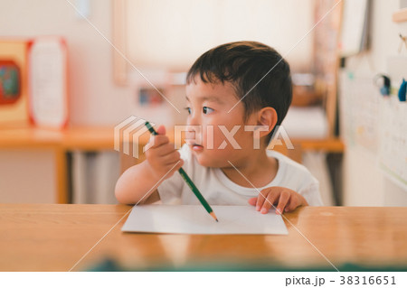 3 years old 3 years old 38316651