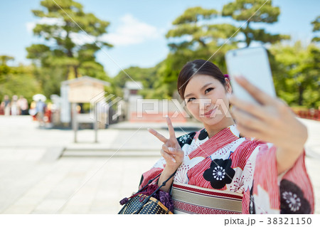 浴衣の女性 38321150