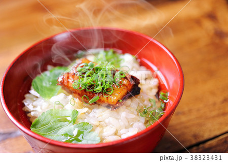 鰻茶漬け 鰻茶漬け 38323431