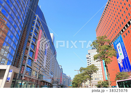福岡市中央区渡辺通_天神（三越・大丸） 38325076