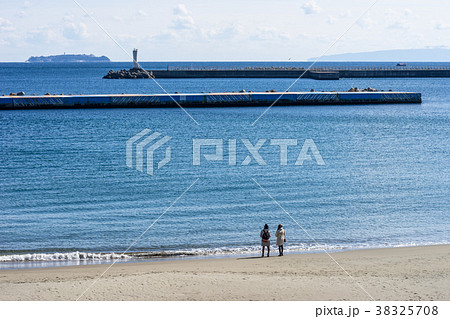 冬の熱海サンビーチ 冬の熱海サンビーチ 38325708