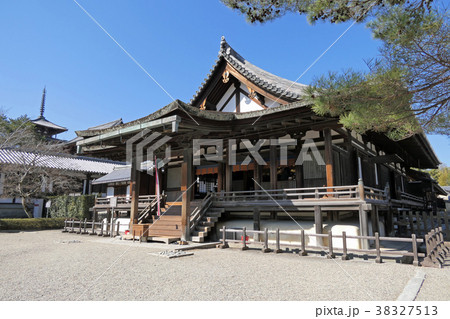 【法隆寺 聖霊院】 奈良県生駒郡斑鳩町法隆寺山内1 【法隆寺 聖霊院】 奈良県生駒郡斑鳩町法隆寺山内1 38327513