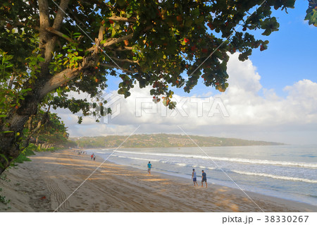 バリ島ジンバランビーチ 38330267