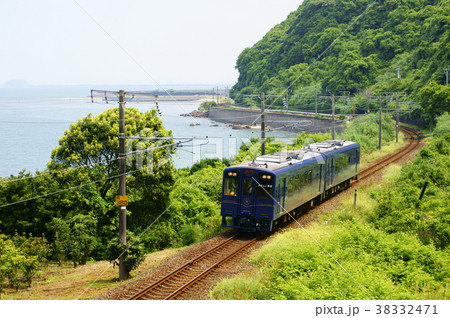 肥薩おれんじ鉄道～西九州海岸を眺めながらゆったり、のんびり、スローな旅　食堂車列車「おれんじ食堂」～ 38332471
